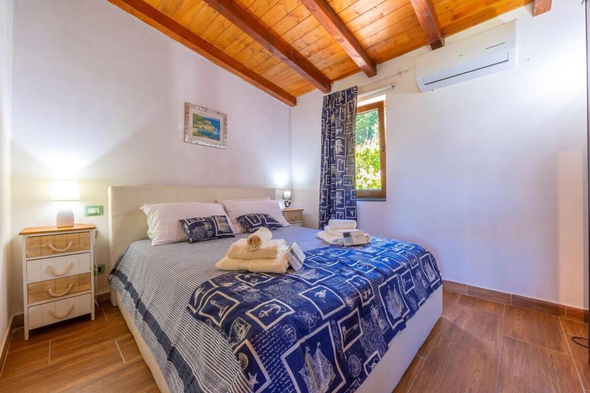 La Casa Fra Gli Ulivi Luxury Apartments With Pool Near Cinque Terre And Tuscany Monte Marcello Exterior photo