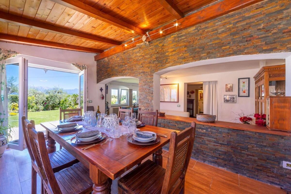 La Casa Fra Gli Ulivi Luxury Apartments With Pool Near Cinque Terre And Tuscany Monte Marcello Exterior photo