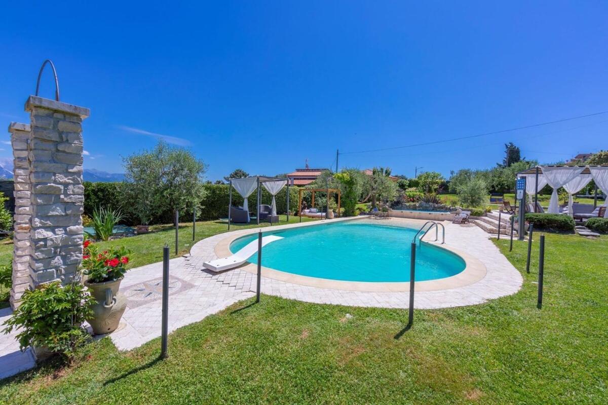 La Casa Fra Gli Ulivi Luxury Apartments With Pool Near Cinque Terre And Tuscany Monte Marcello Exterior photo