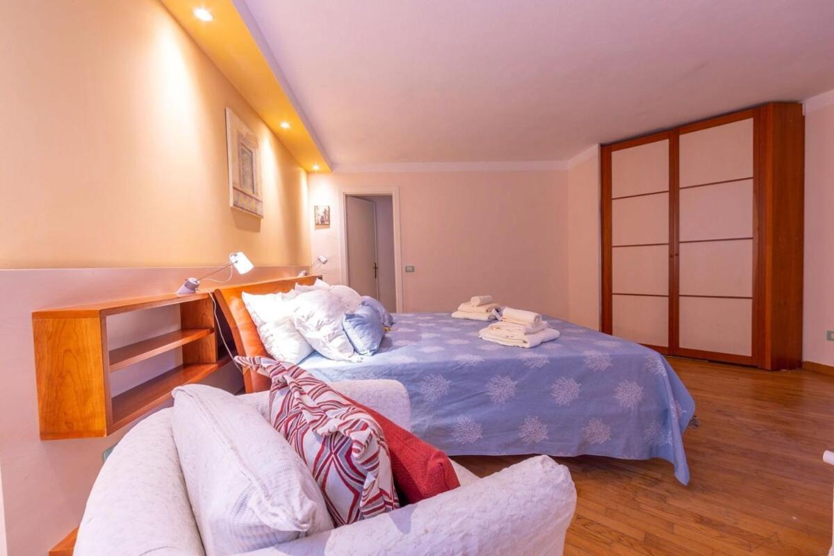 La Casa Fra Gli Ulivi Luxury Apartments With Pool Near Cinque Terre And Tuscany Monte Marcello Exterior photo